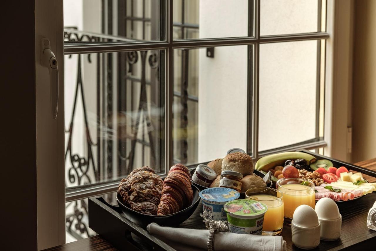 1926 Le Parisot Boutique Suites Валетта Экстерьер фото